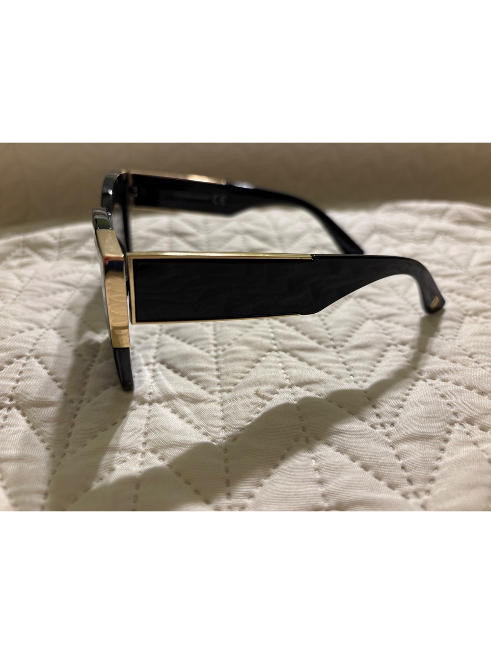 Foster Grant Ladies' Fashion Black Cat Eye Sunglasses - Picture 3 of 8